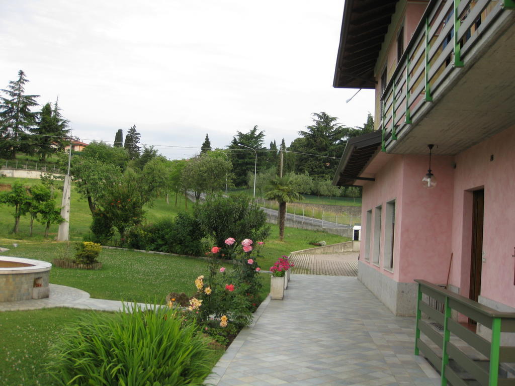 B&B Garden Solto Collina Luaran gambar
